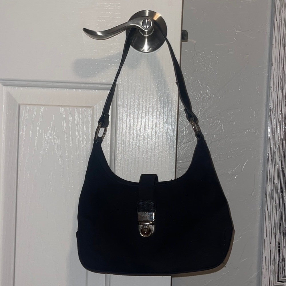 Black shoulder purse